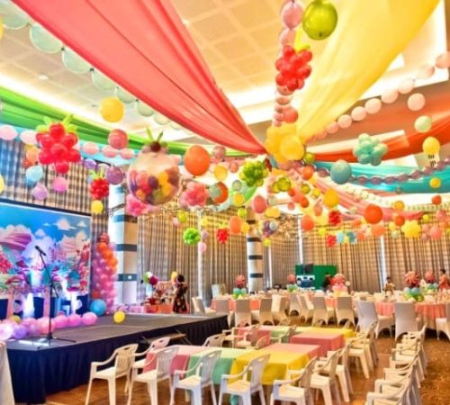 garden birthday party decoration